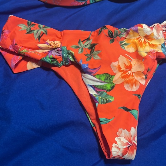 Calcedonia bikini set - Picture 3 of 3